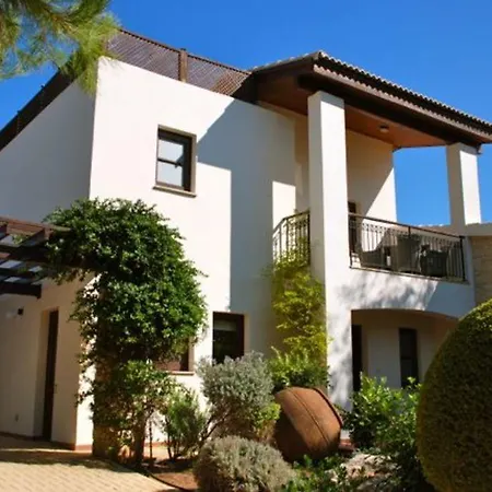 Imagine Renting This Beautiful With Majestic Views Limni
